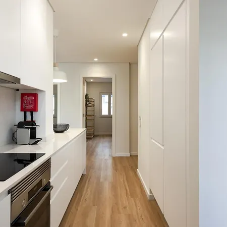 Mira Mar 1 - Near The By Hd Quarteira